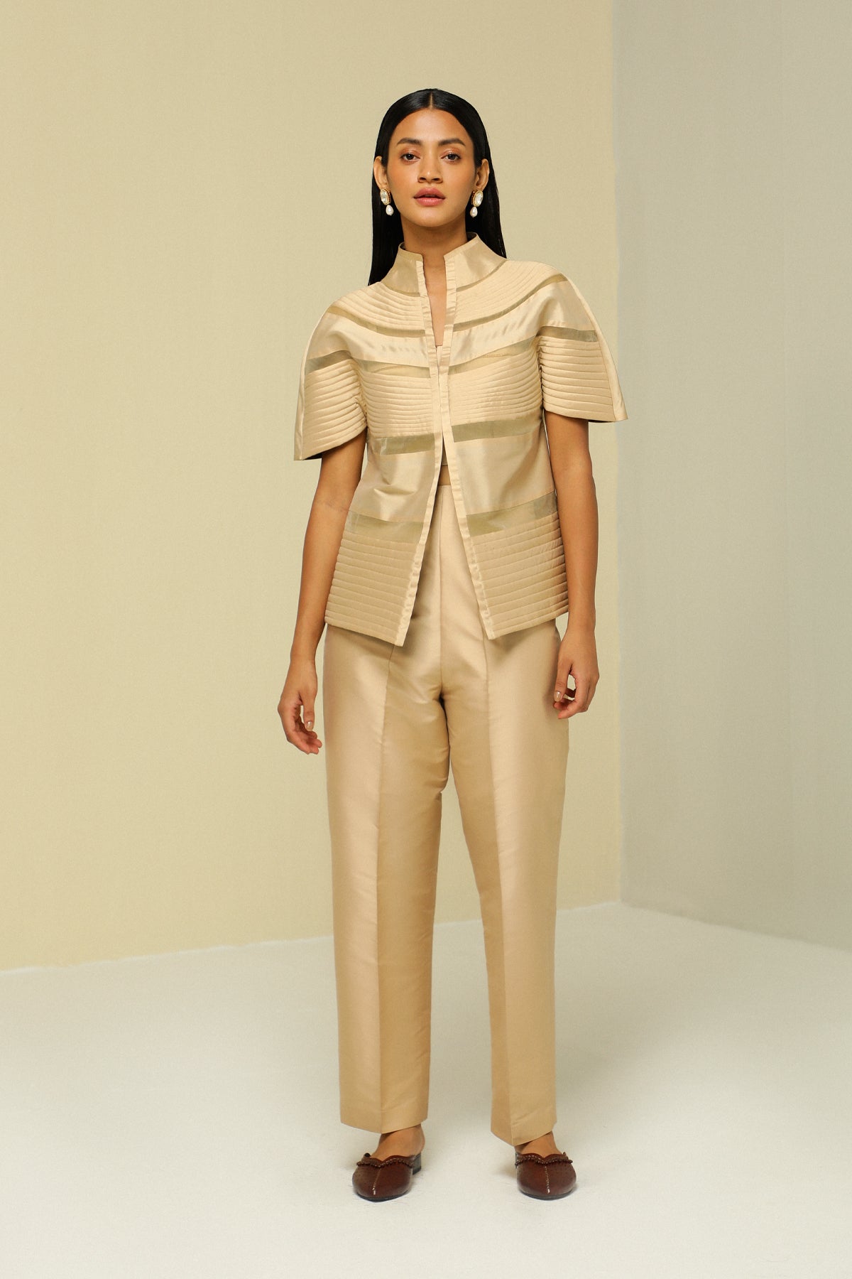 GOLD STRIPE LIGHT WEIGHT REVERSIBLE SHORT JACKET