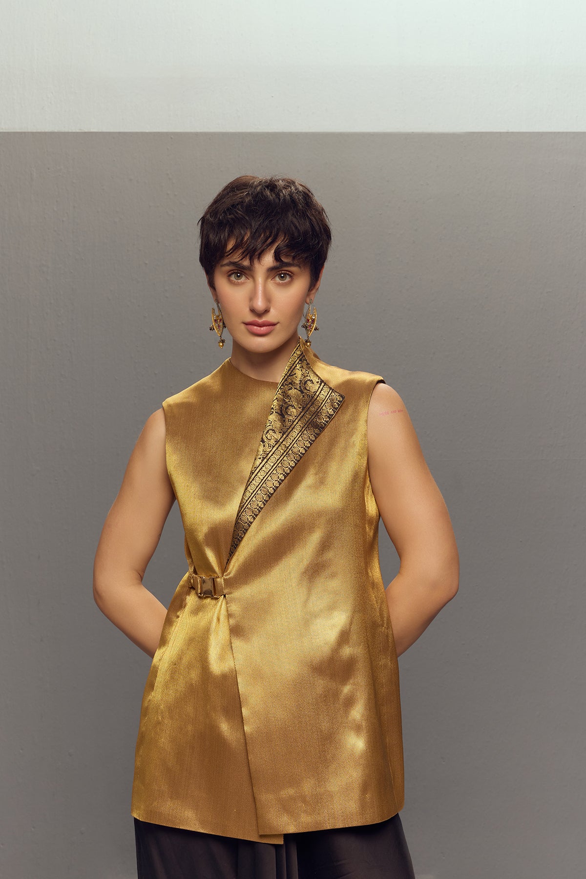 GOLD BUCKLE JACKET SET