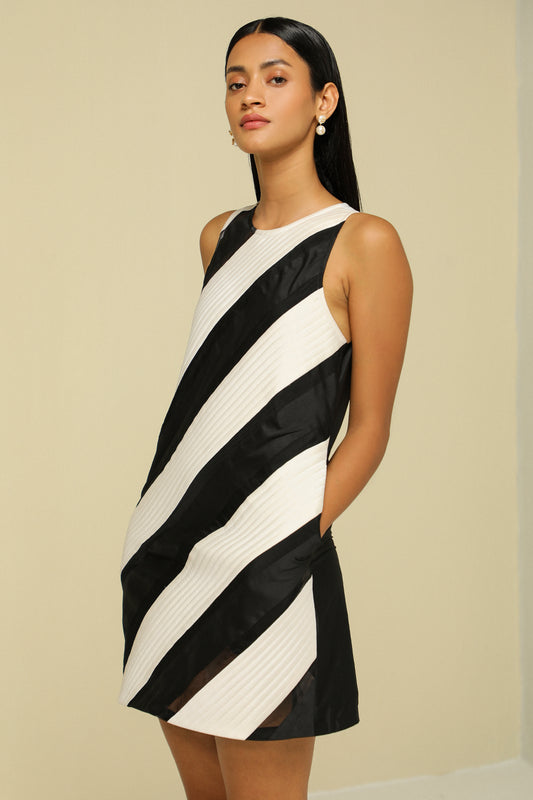 B&W DIAGONAL DRESS