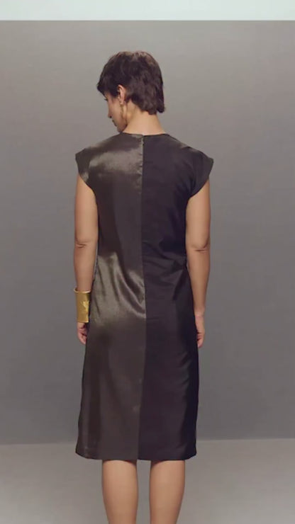 BLACK RIPPLE DRESS