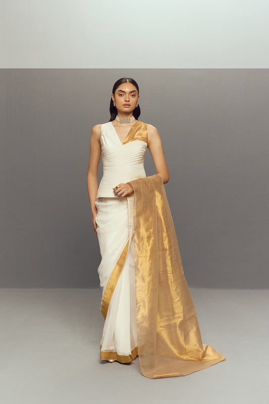 WHITE RIPPLE SAREE SET